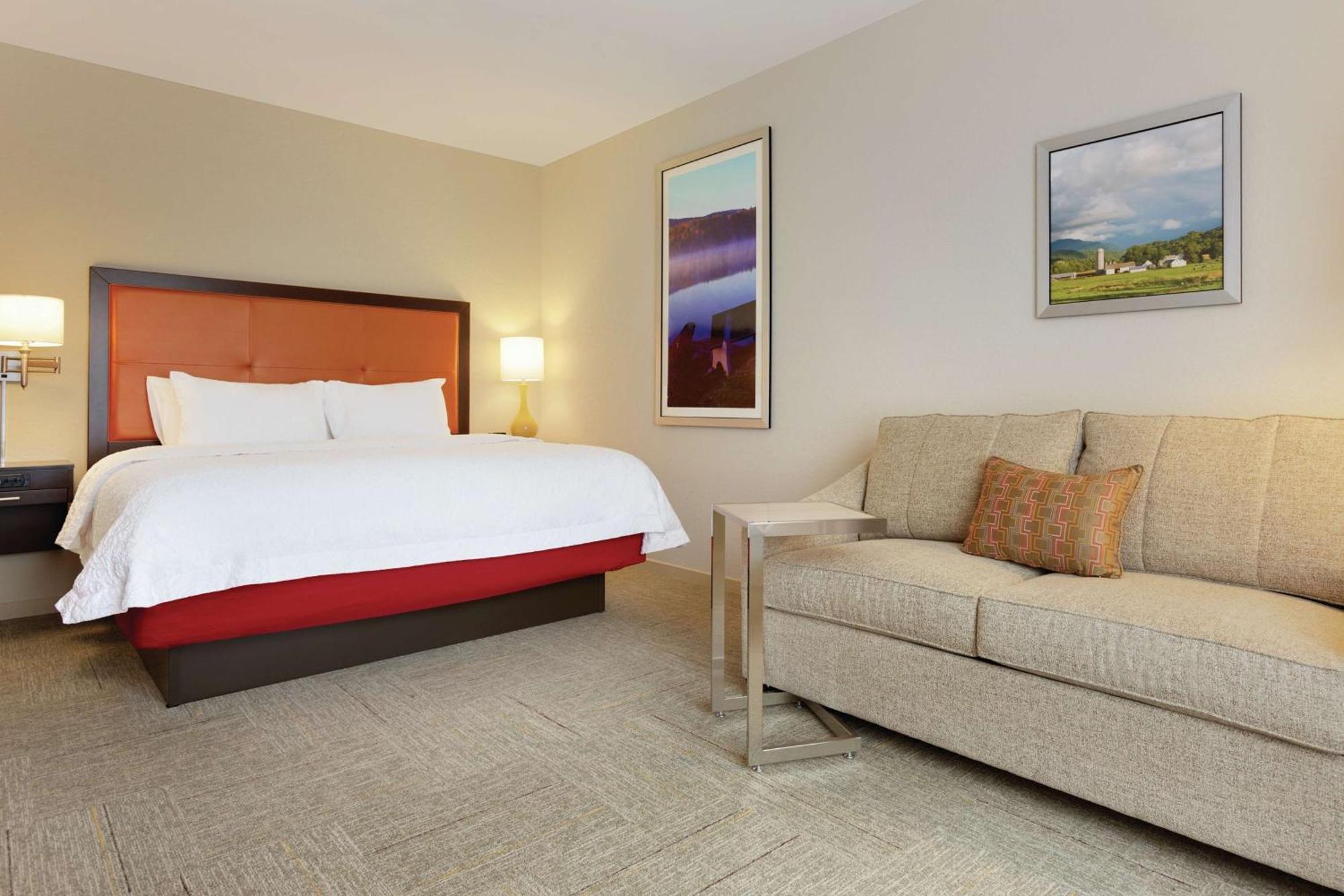 Hampton Inn, St. Albans Vt Екстериор снимка